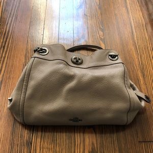 Coach Women’s Turn lock Shoulder Bag